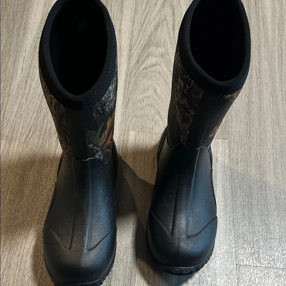 Arctic Shield  Kids Camouflage Boots